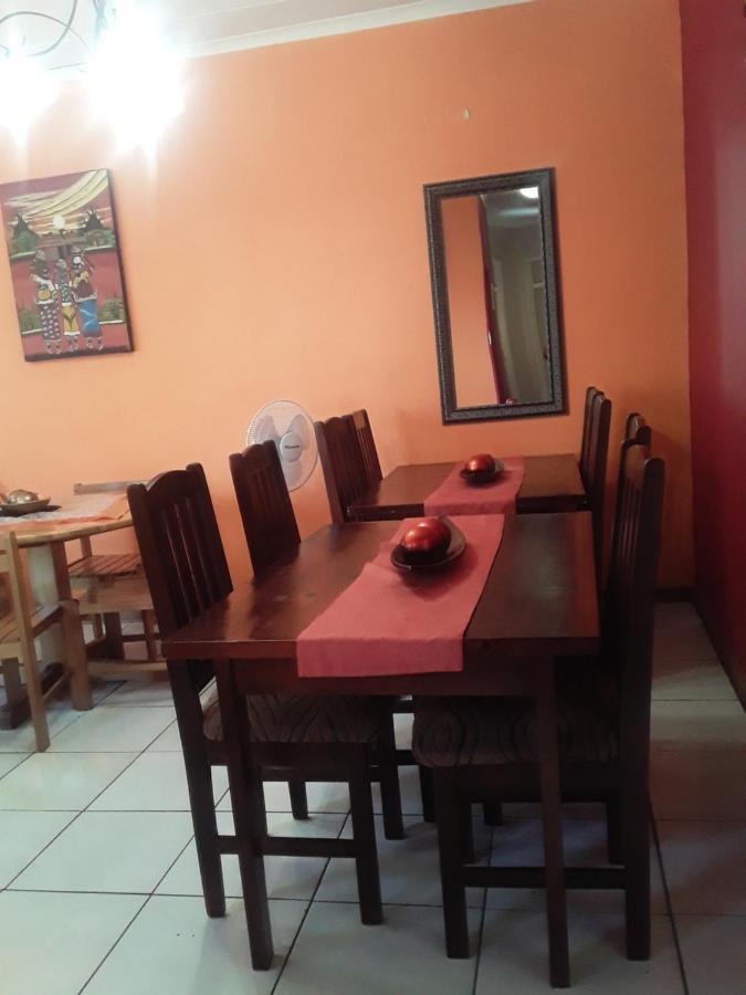 Vuya Nathi Bed And Breakfast Manzini Kültér fotó