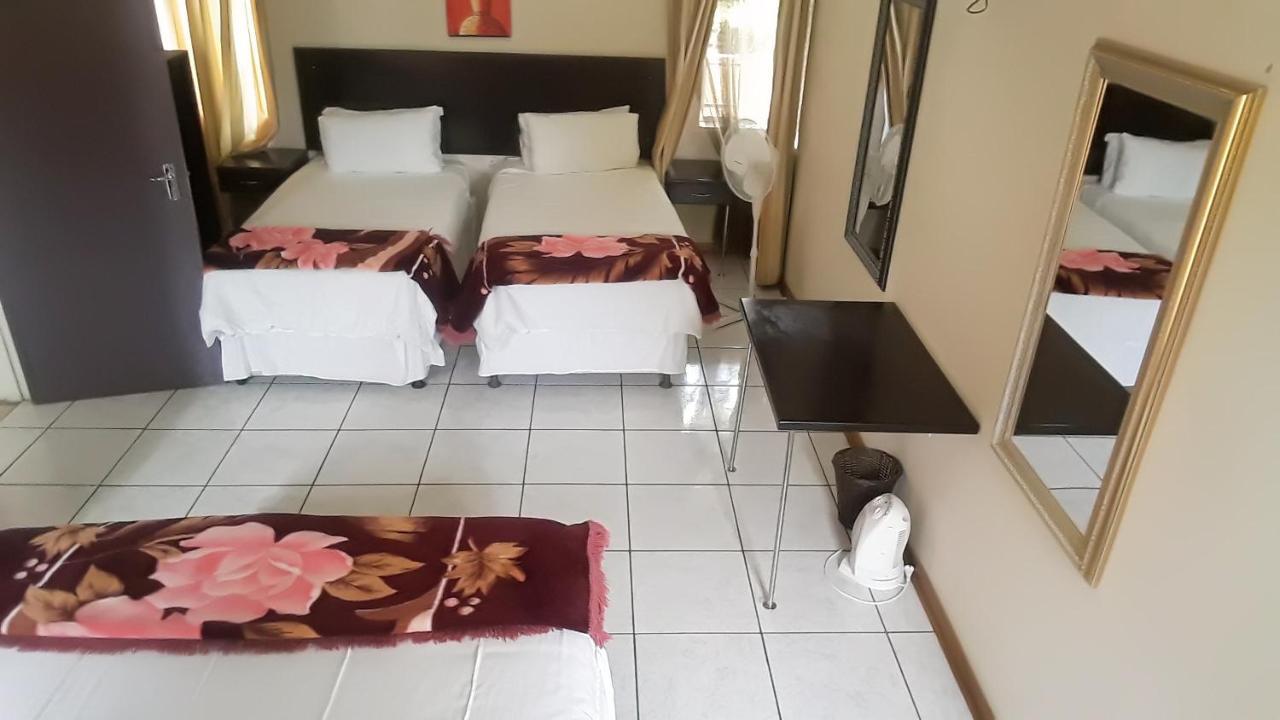 Vuya Nathi Bed And Breakfast Manzini Kültér fotó