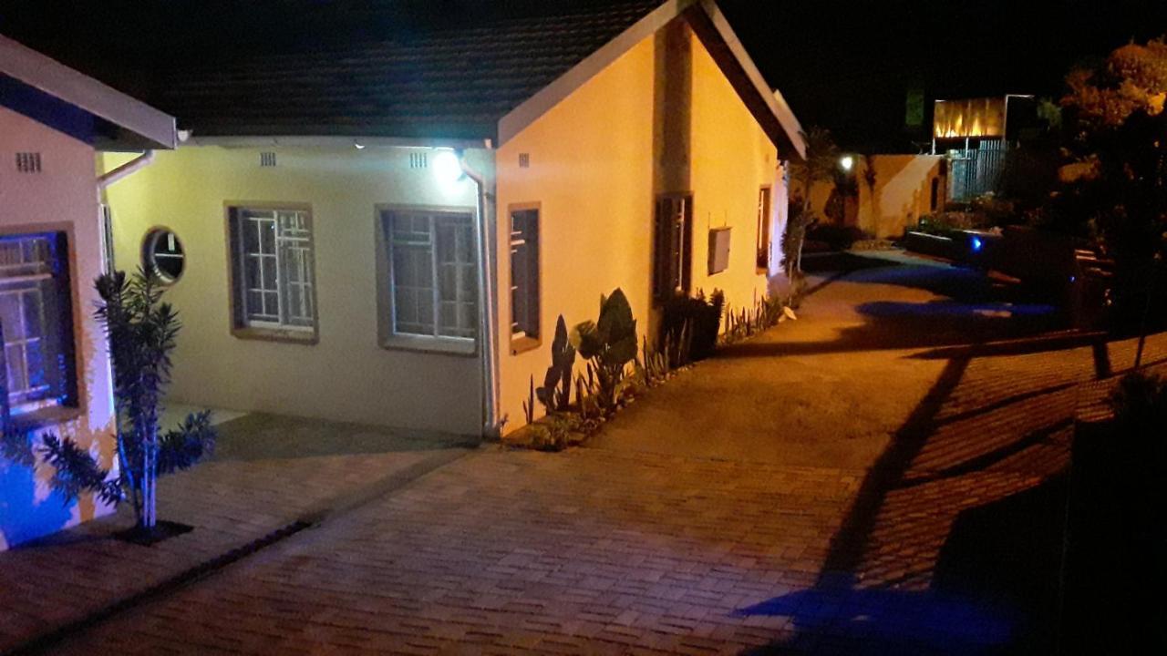 Vuya Nathi Bed And Breakfast Manzini Kültér fotó